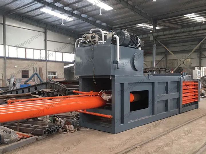 horizontal plastic baler