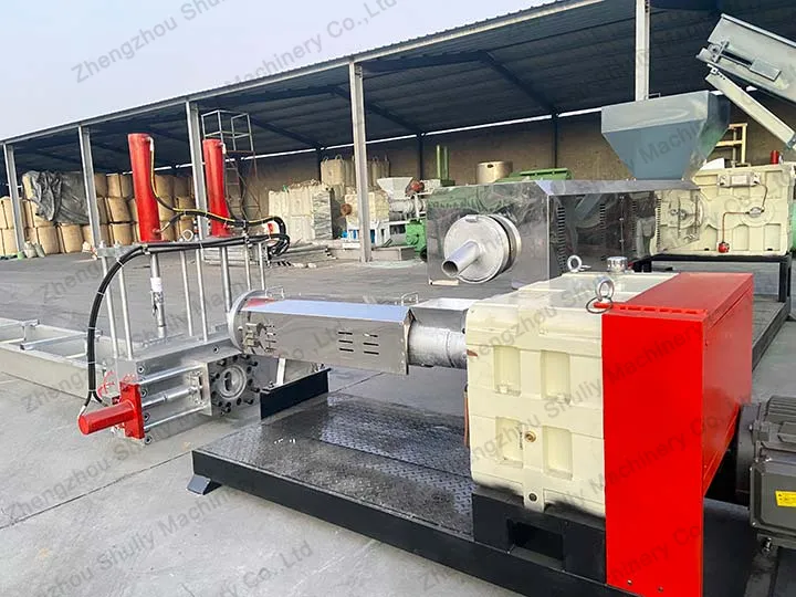 plastic recycling machine for sale