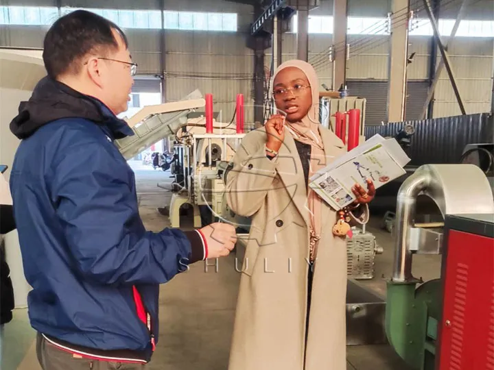 Guinean customer visited our plastic recycling machines