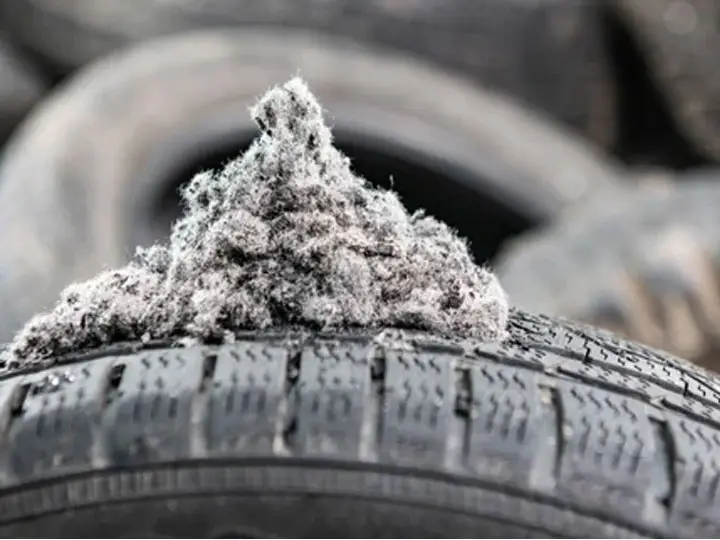 fine fiber separated from waste tires