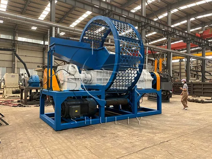 máquina trituradora de pneus