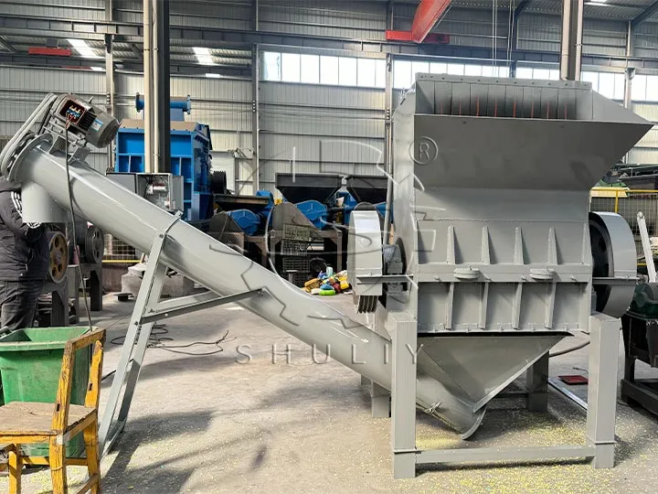 Vatteninjektions plastgranulator