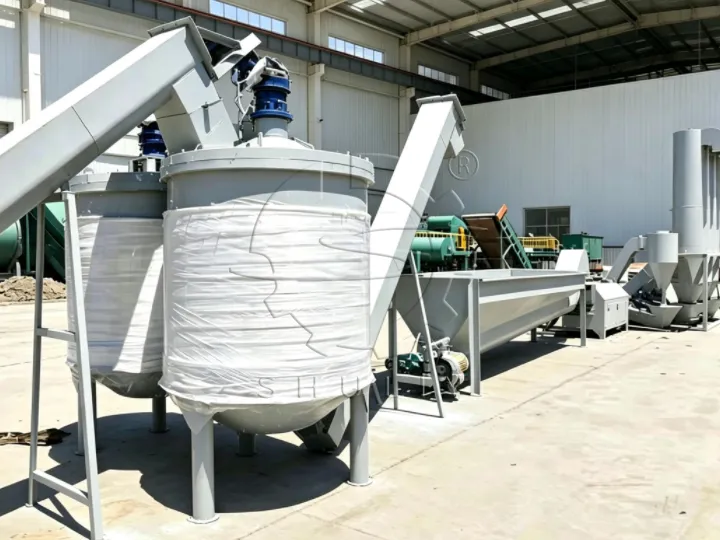 Dual-Tank System for PET recycling plant